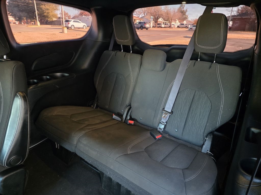 Chrysler Pacifica Touring Plus 2021