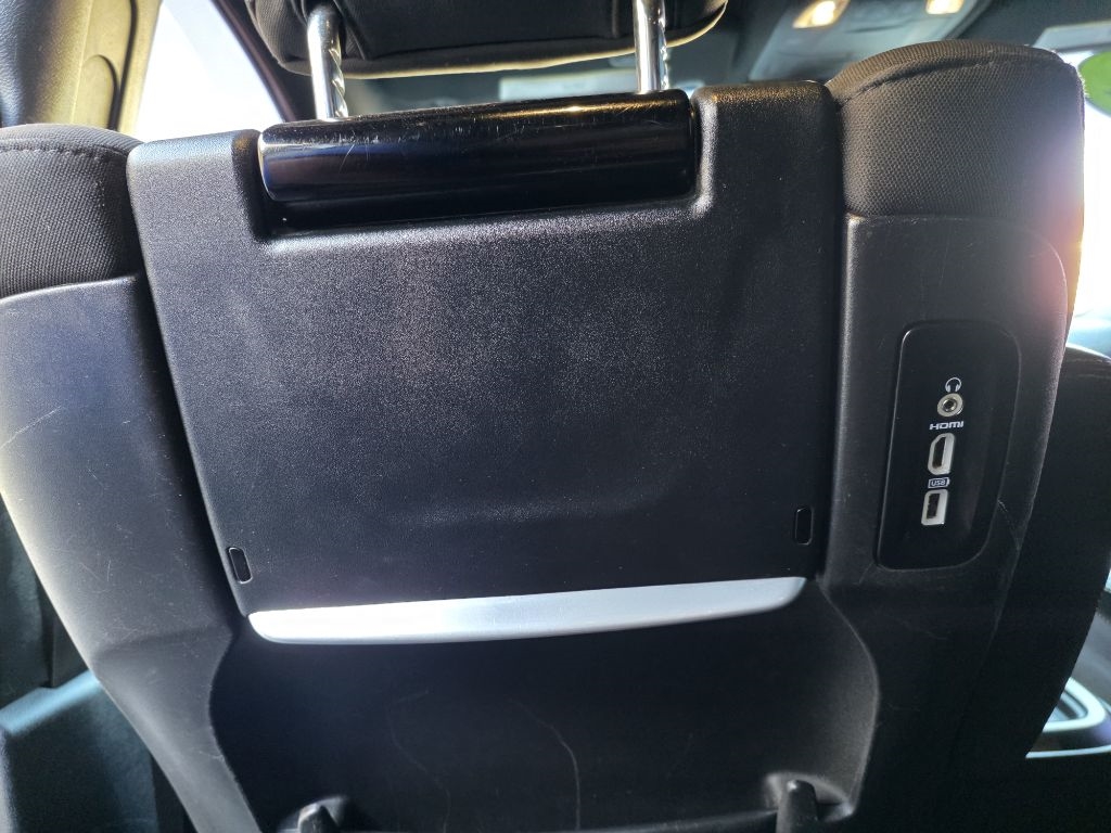 Chrysler Pacifica Touring Plus 2021