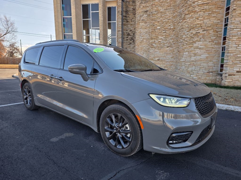 2021 Chrysler Pacifica Touring Plus