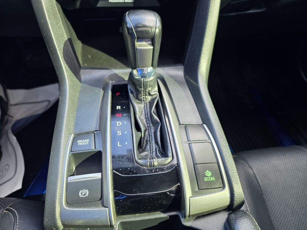 Honda Civic EX-L w/ Navigation 2017