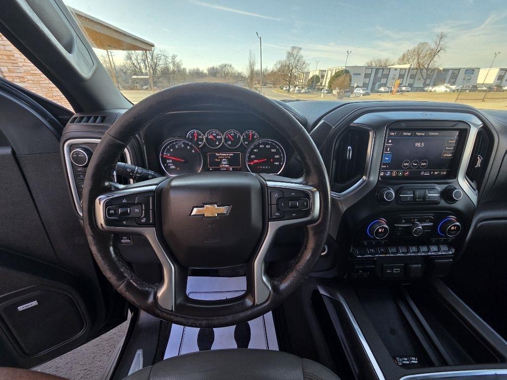 Chevrolet Silverado 1500 LTZ Crew Cab 4WD 2021