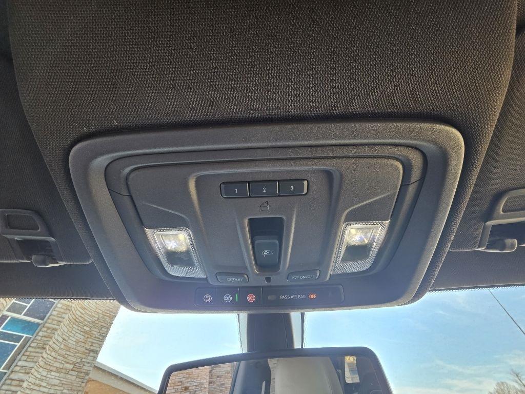 Chevrolet Silverado 1500 LTZ Crew Cab 4WD 2021