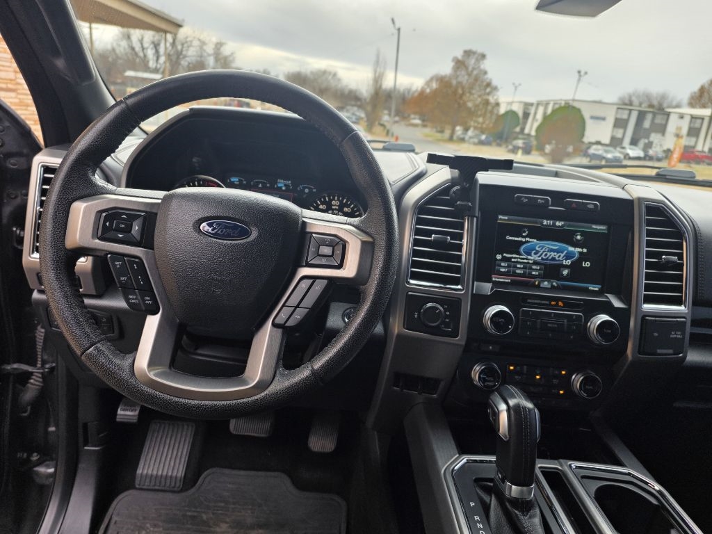 Ford F-150 XL SuperCrew 5.5-ft. Bed 4WD 2015