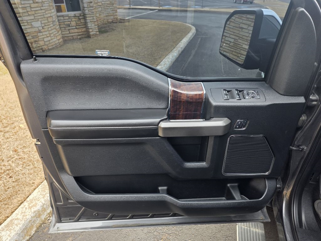 Ford F-150 XL SuperCrew 5.5-ft. Bed 4WD 2015