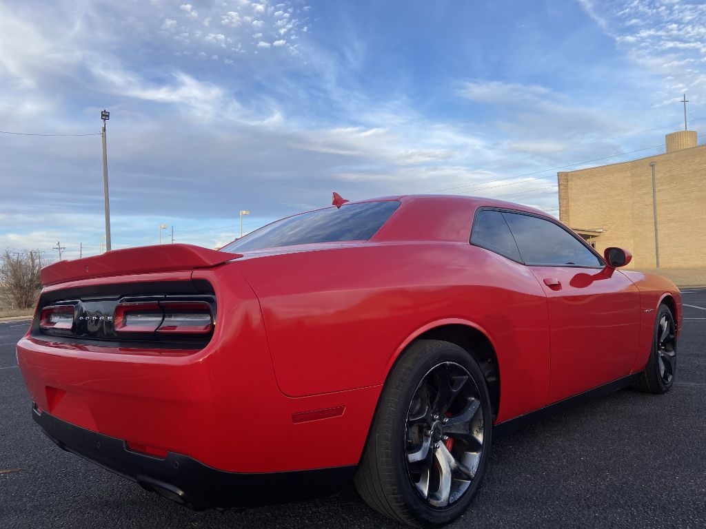 Dodge Challenger R/T Plus 2022