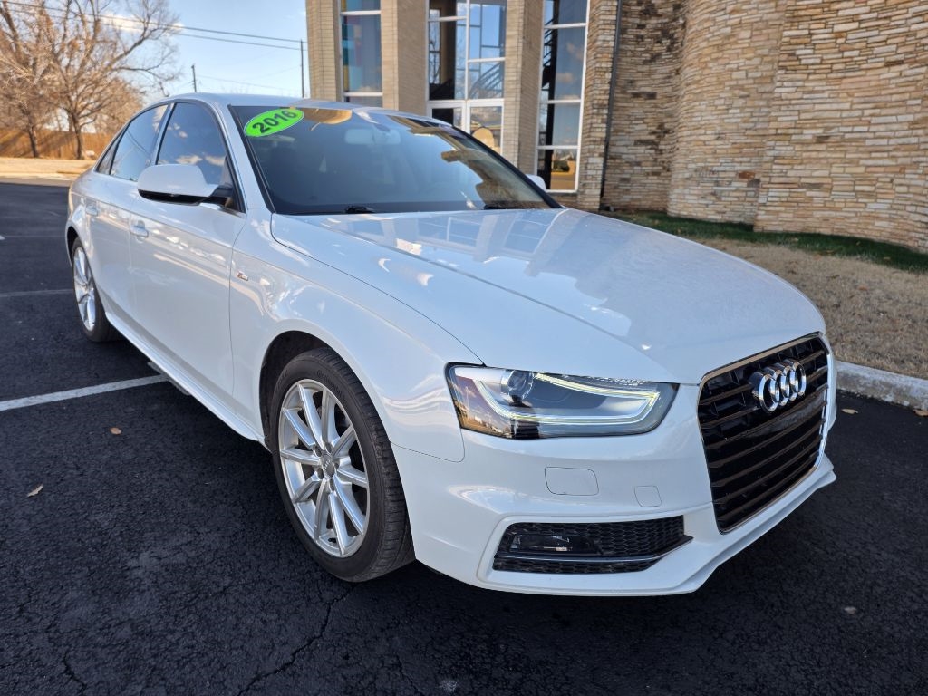 Audi A4 2.0T Premium Plus quattro Sedan AWD 8A 2016
