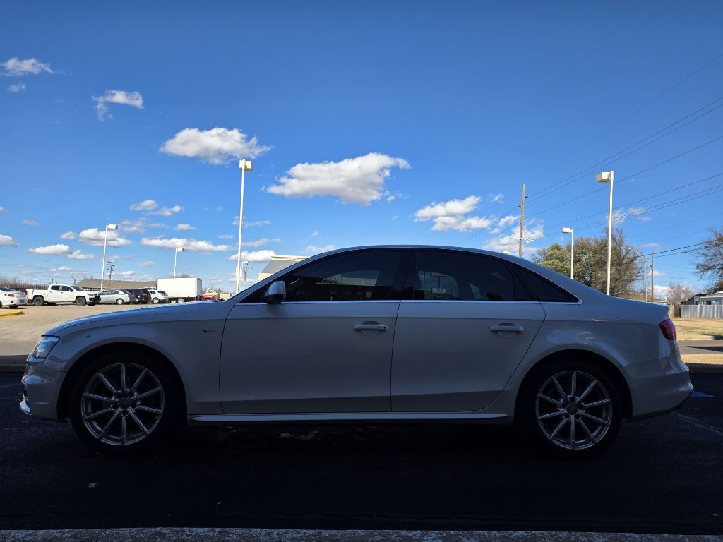 Audi A4 2.0T Premium Plus quattro Sedan AWD 8A 2016