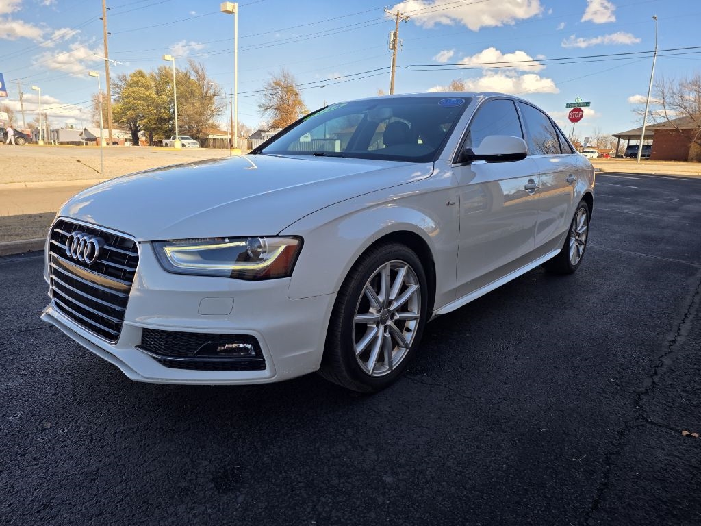 Audi A4 2.0T Premium Plus quattro Sedan AWD 8A 2016