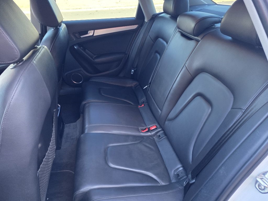 Audi A4 2.0T Premium Plus quattro Sedan AWD 8A 2016