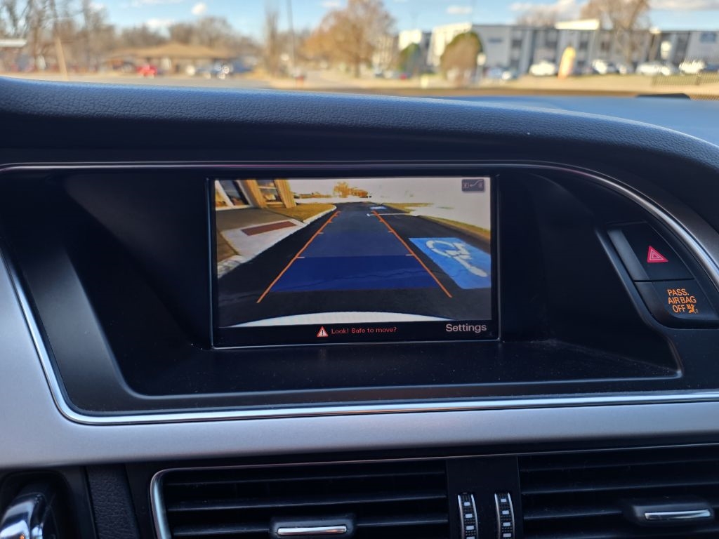 Audi A4 2.0T Premium Plus quattro Sedan AWD 8A 2016