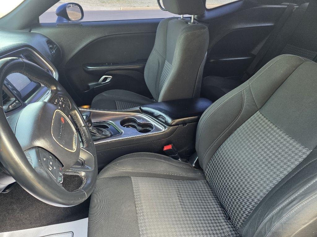 Dodge Challenger SXT 2016