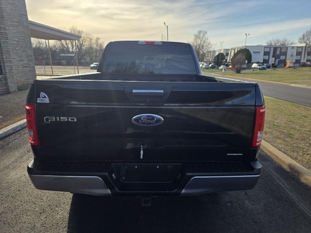Ford F-150 XL SuperCrew 5.5-ft. Bed 4WD 2015