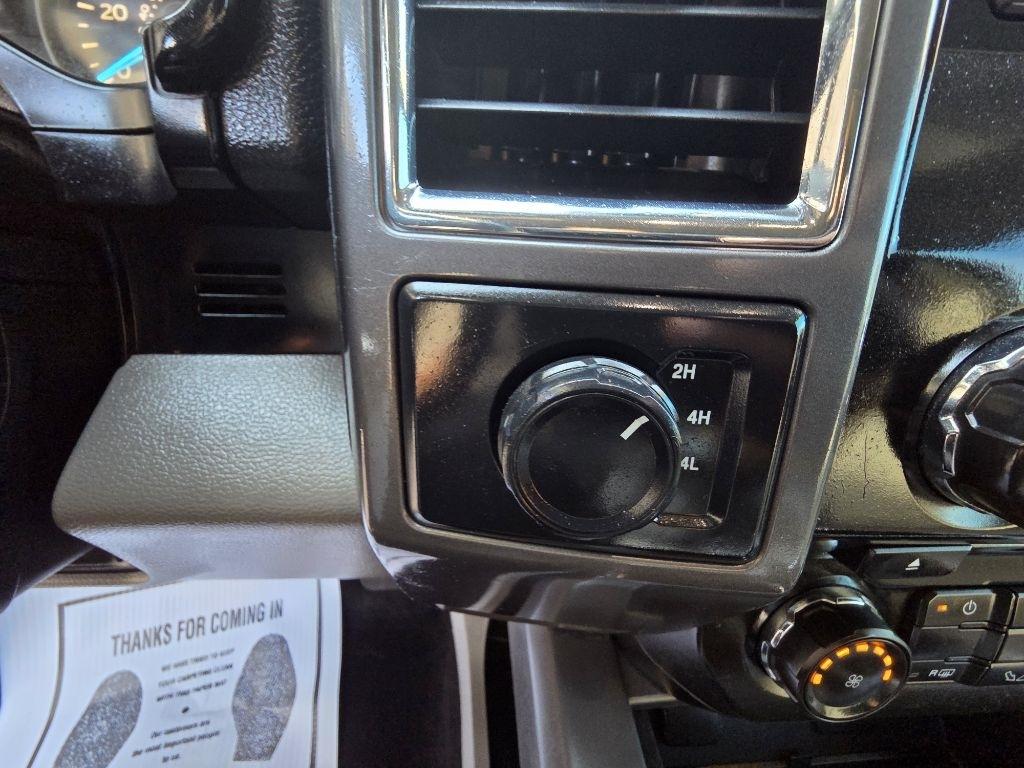 Ford F-150 XL SuperCrew 5.5-ft. Bed 4WD 2015