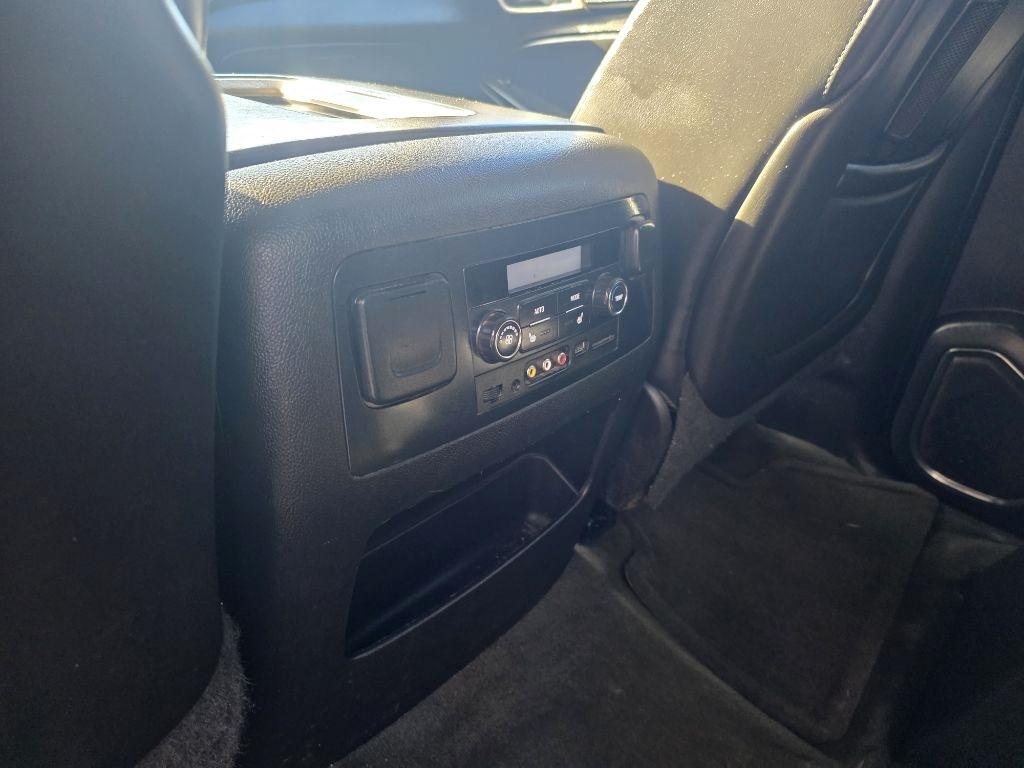 GMC Yukon Denali XL 4WD 2015