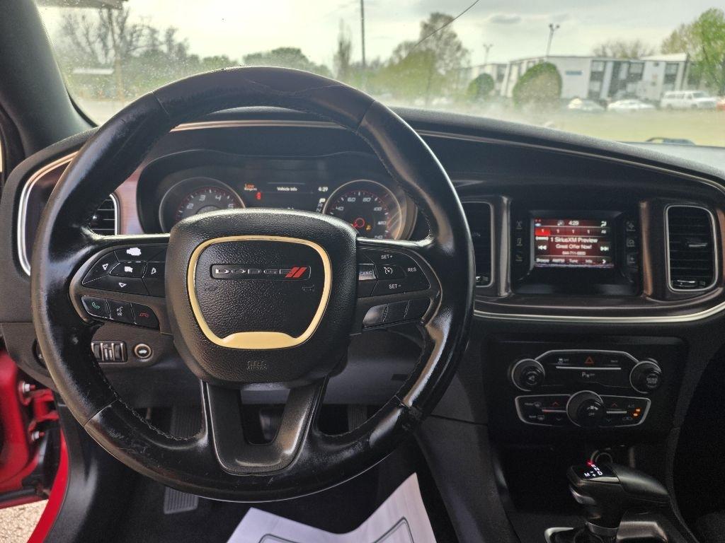 Dodge Charger SE 2015