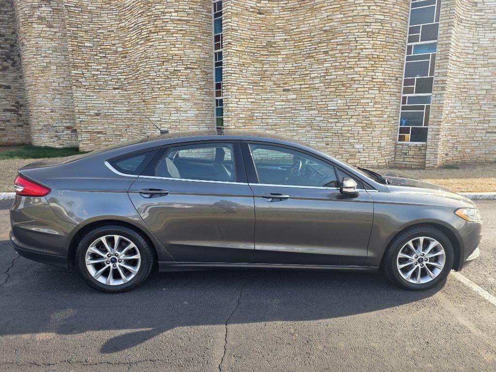 Ford Fusion SE 2017