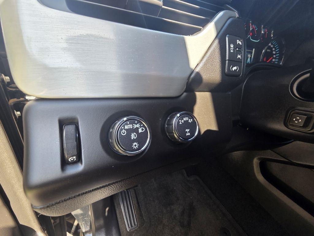 GMC Yukon SLT 4WD 2017