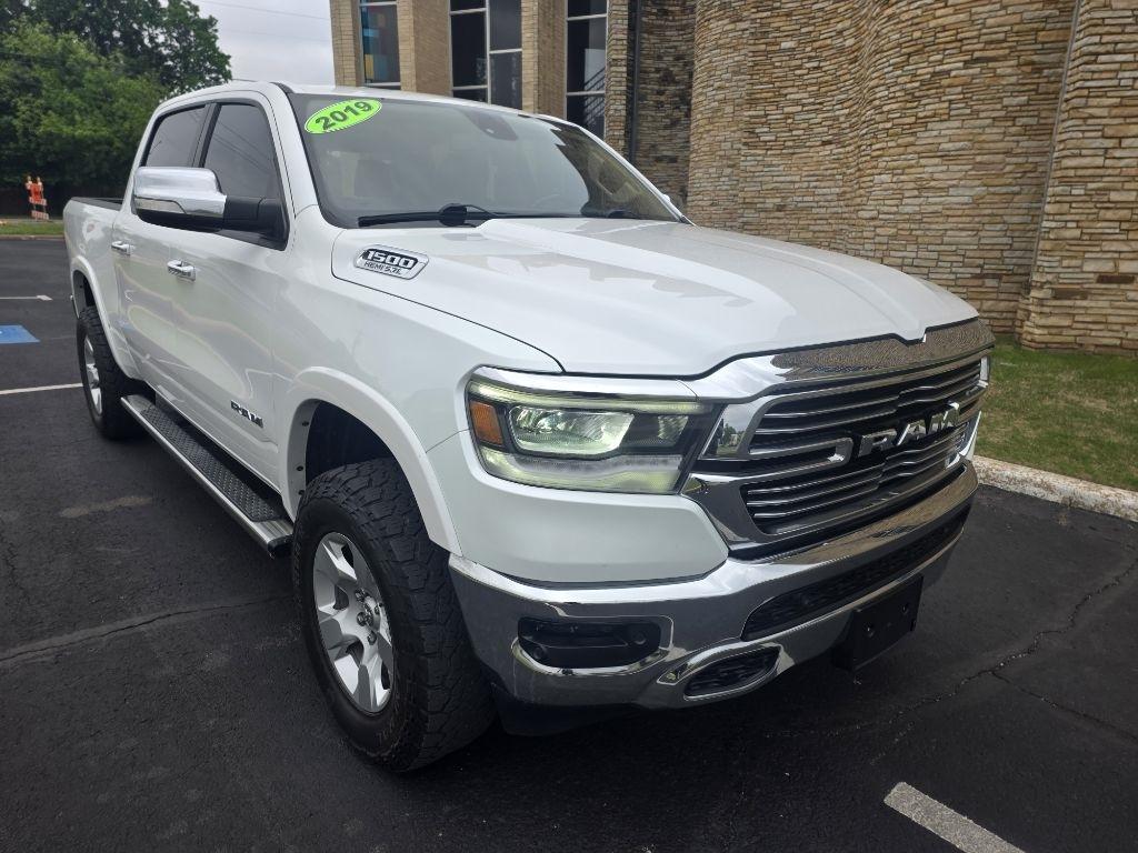 RAM 1500 Laramie Crew Cab SWB 4WD 2019