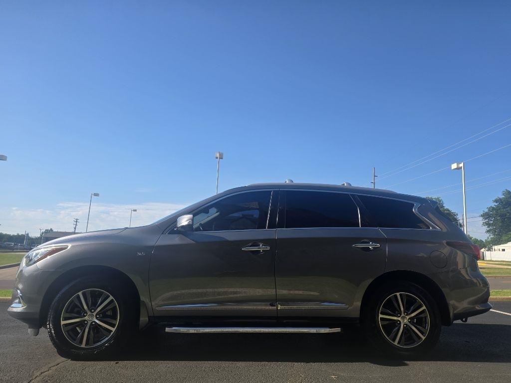 Infiniti QX60 Base FWD 2018