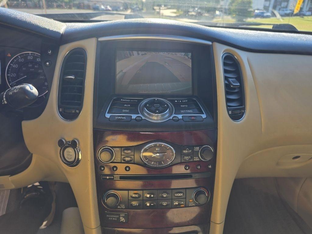 Infiniti QX50 Base RWD 2017