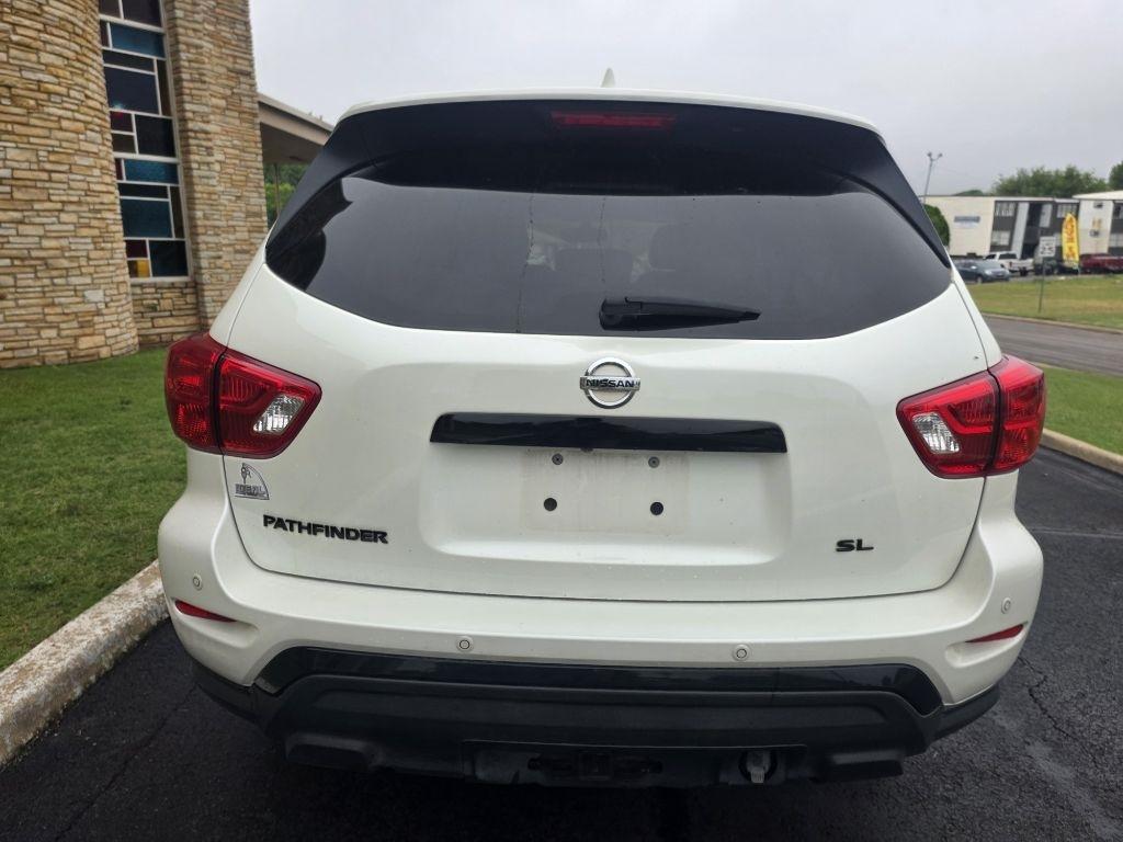 Nissan Pathfinder SL 2020
