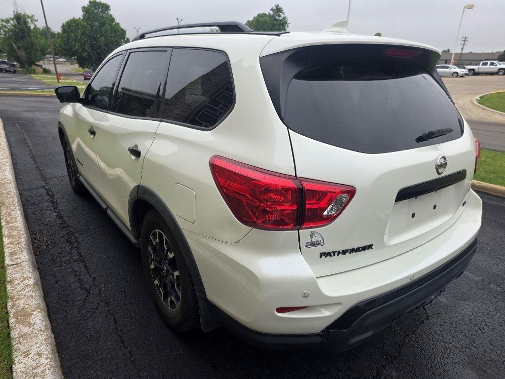 Nissan Pathfinder SL 2020