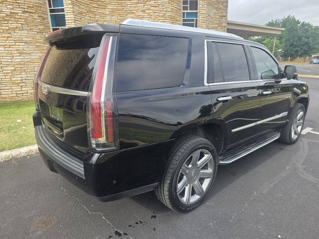 Cadillac Escalade Premium 2WD 2019