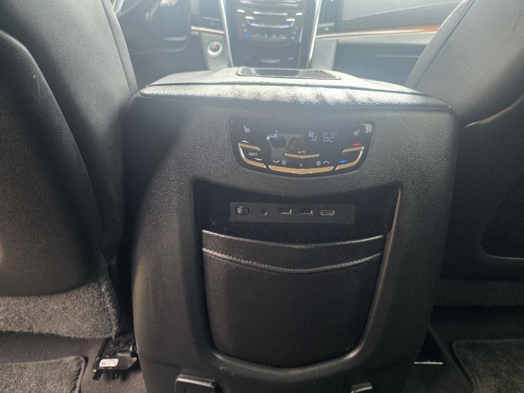 Cadillac Escalade Premium 2WD 2019