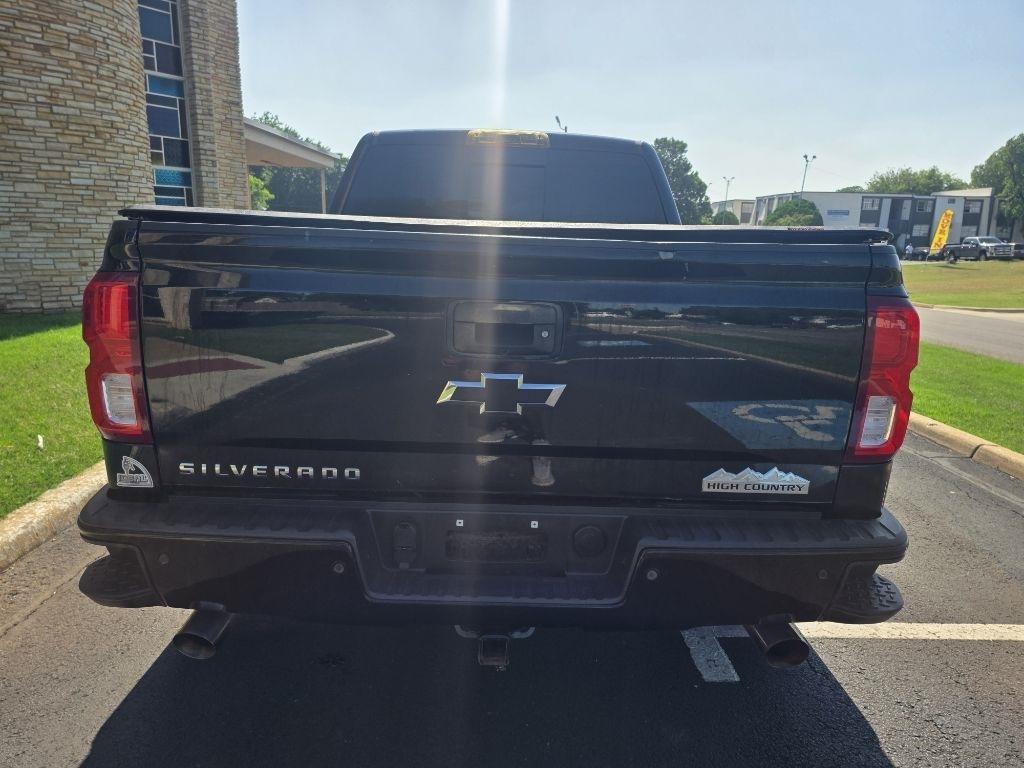 Chevrolet Silverado 1500 High Country Crew Cab Long Box 4WD 2017