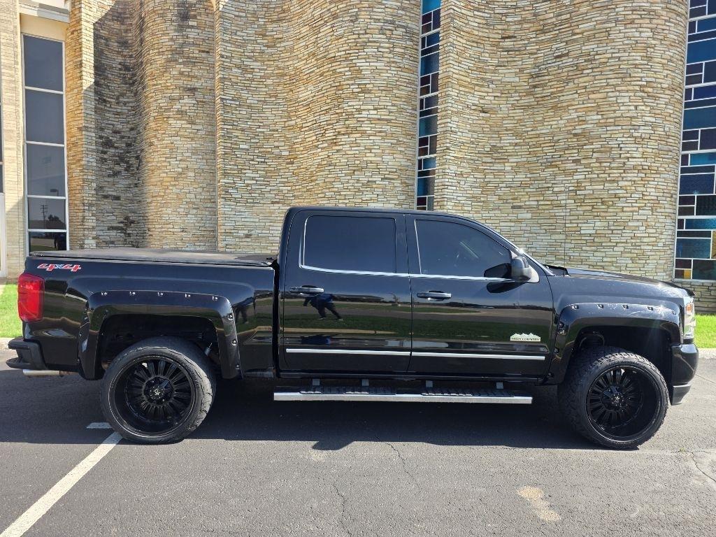 Chevrolet Silverado 1500 High Country Crew Cab Long Box 4WD 2017