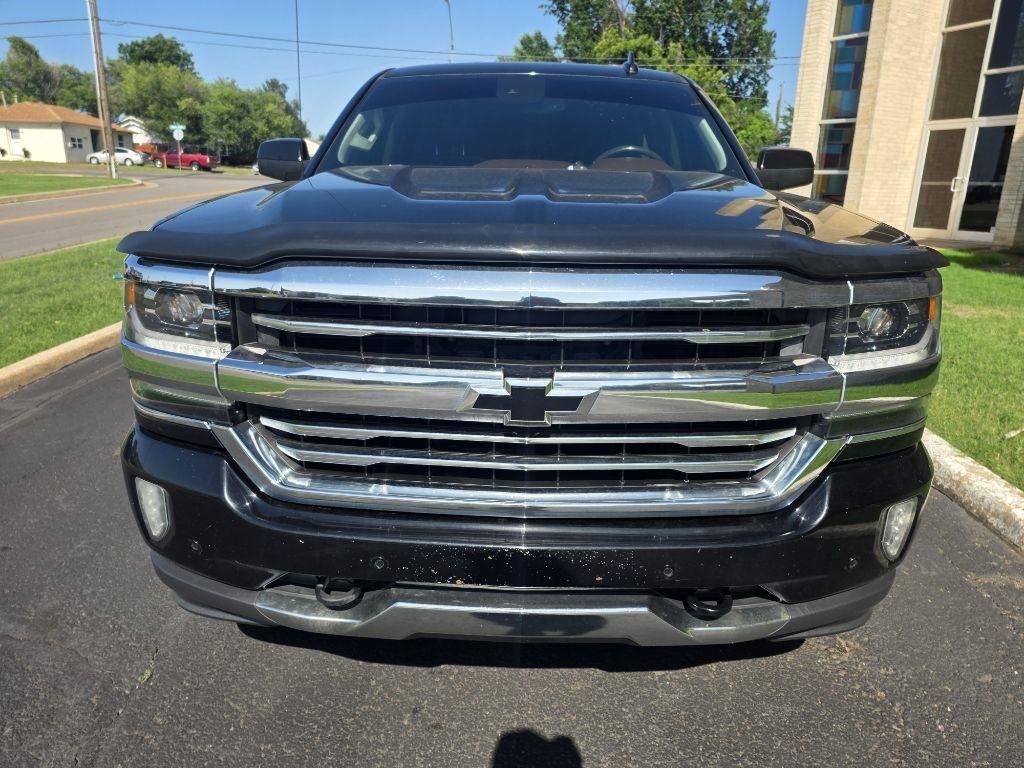 Chevrolet Silverado 1500 High Country Crew Cab Long Box 4WD 2017