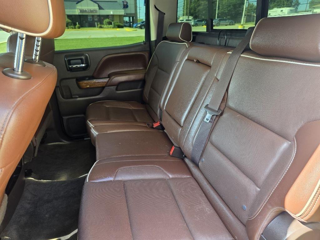 Chevrolet Silverado 1500 High Country Crew Cab Long Box 4WD 2017