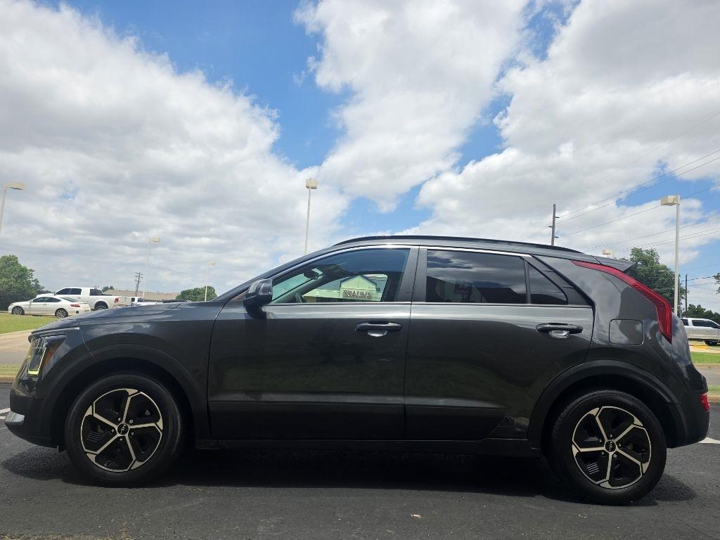 Kia Niro EX 2024