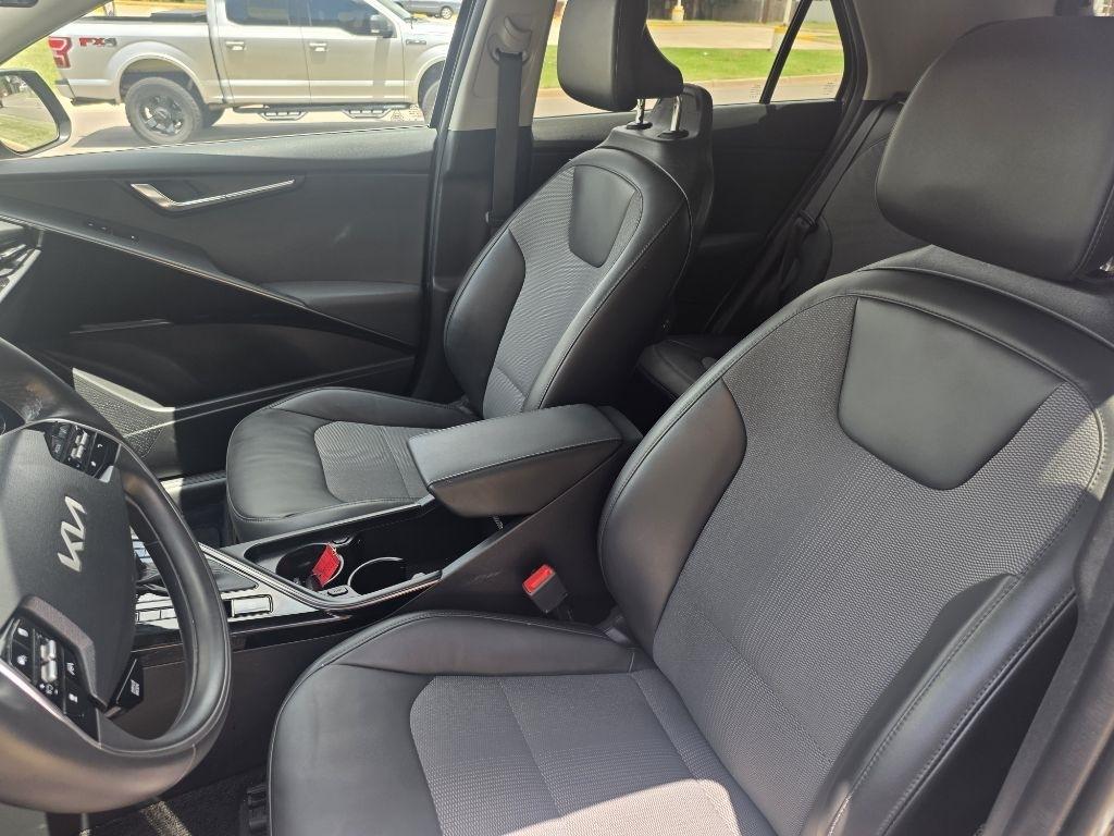Kia Niro EX 2024