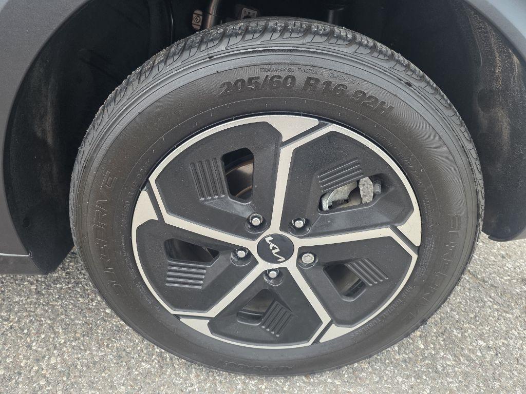 Kia Niro EX 2024