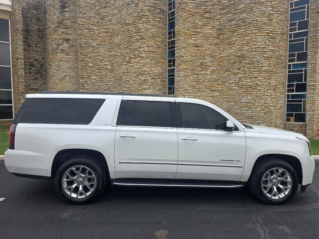 GMC Yukon XL  2016