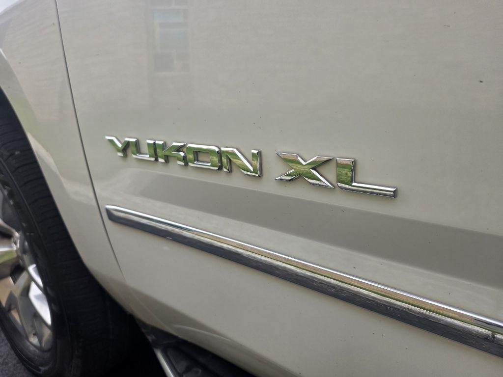 GMC Yukon XL  2016
