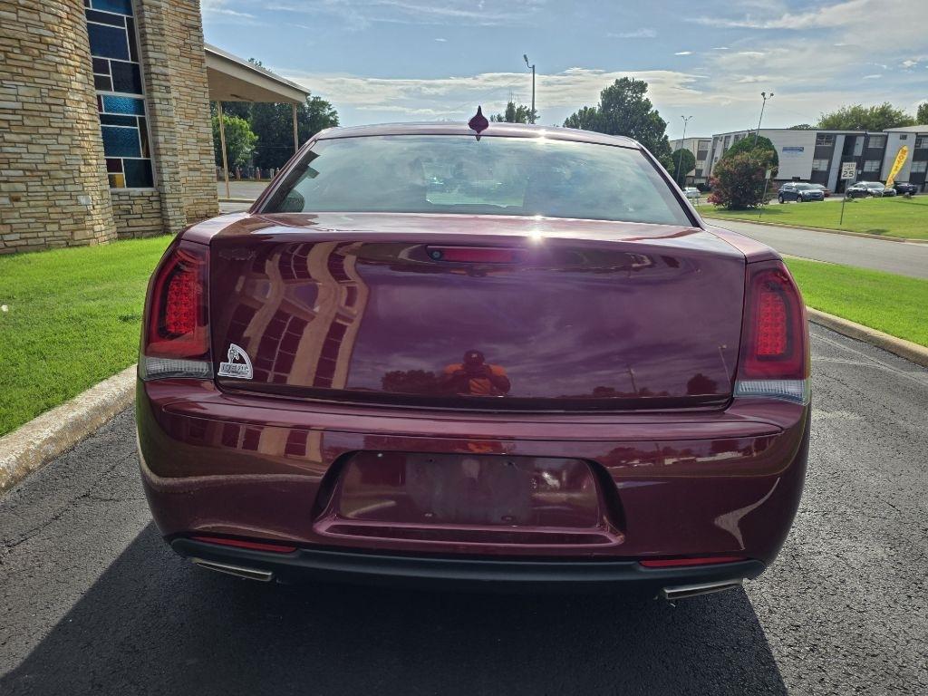 Chrysler 300 Touring 2021