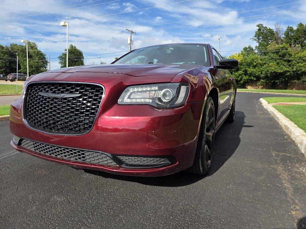 Chrysler 300 Touring 2021
