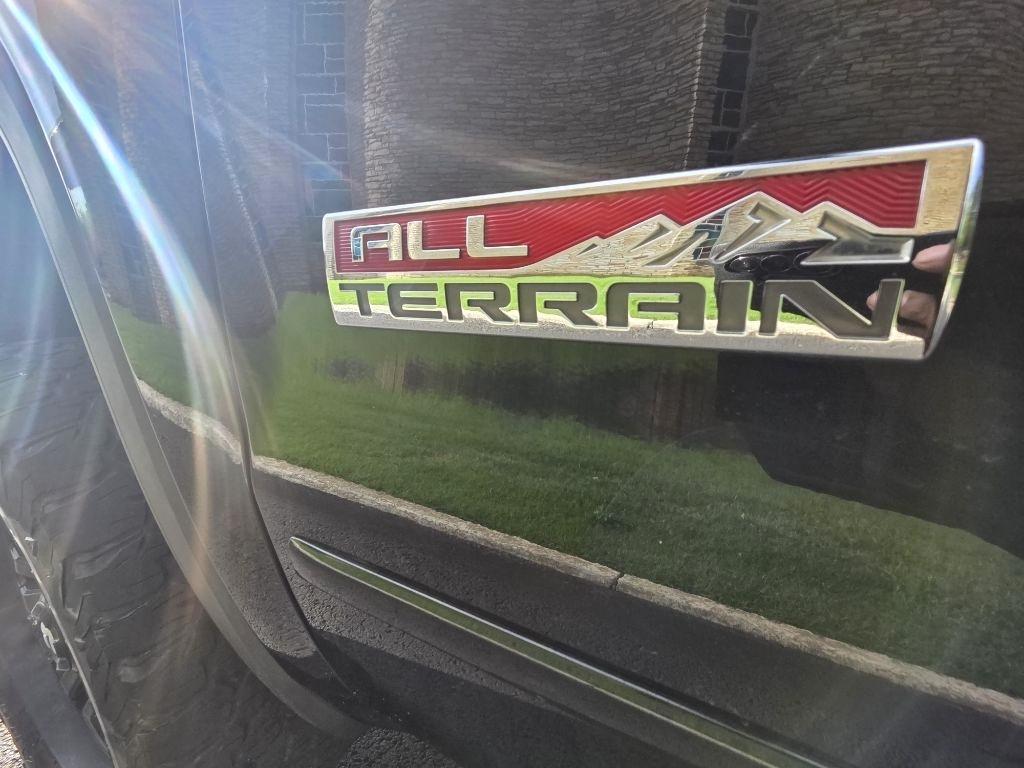 GMC Sierra 1500 SLT Crew Cab Short Box 4WD 2018