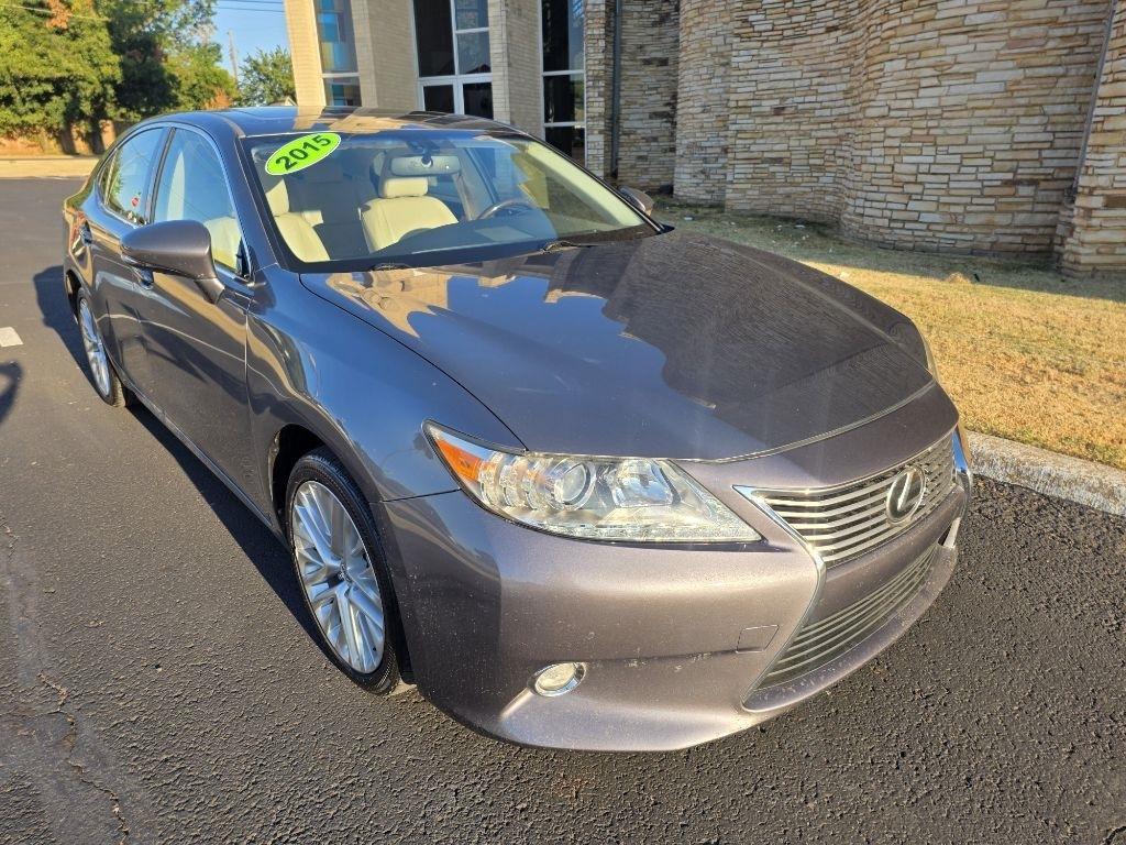 Lexus ES 350 Sedan 2015