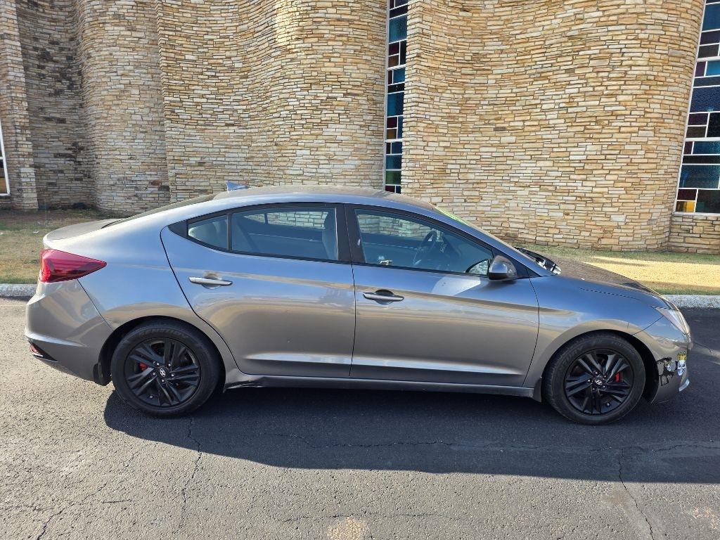 Hyundai Elantra Limited 2019