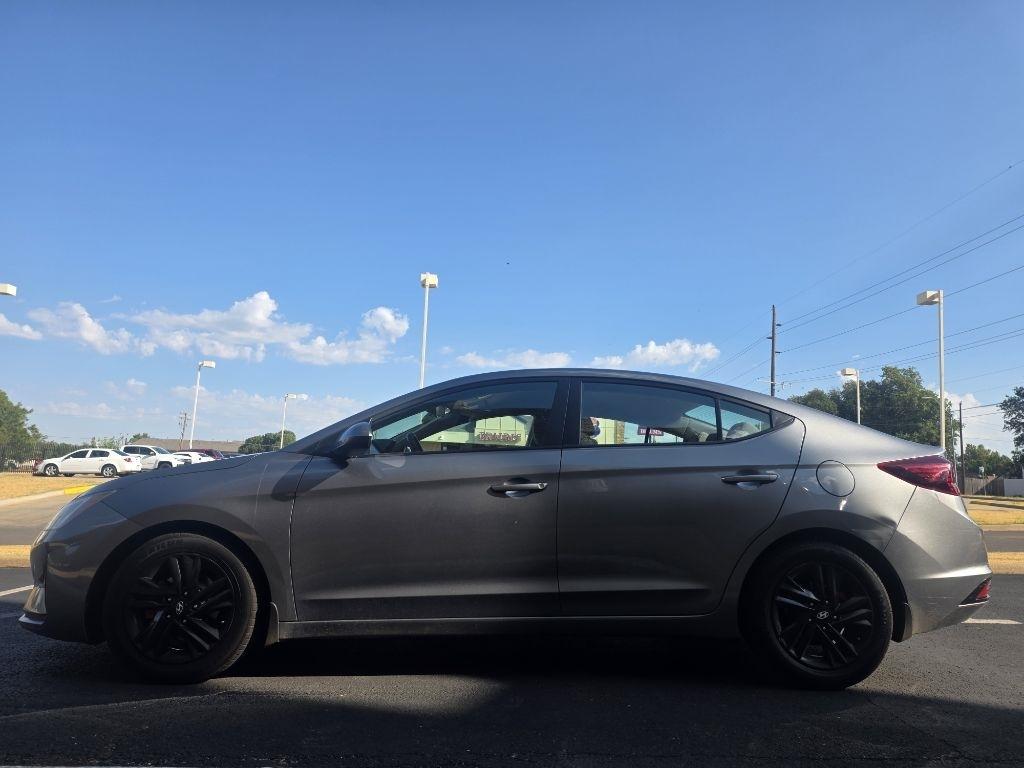 Hyundai Elantra Limited 2019