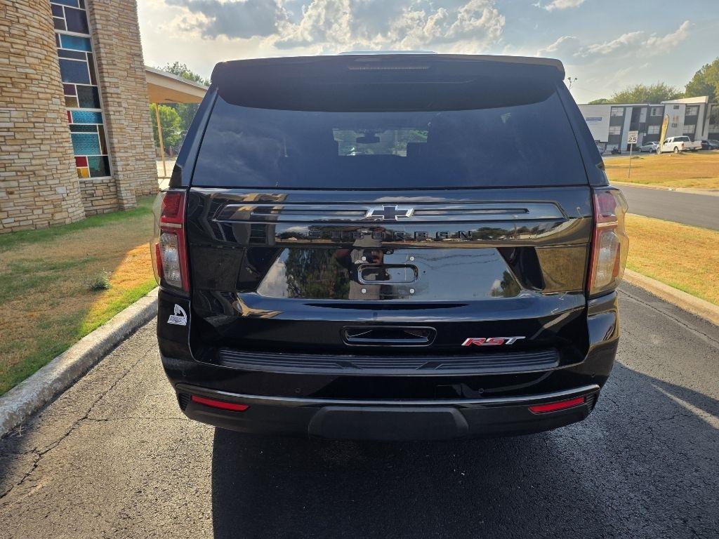 Chevrolet Suburban RST 4WD 2021