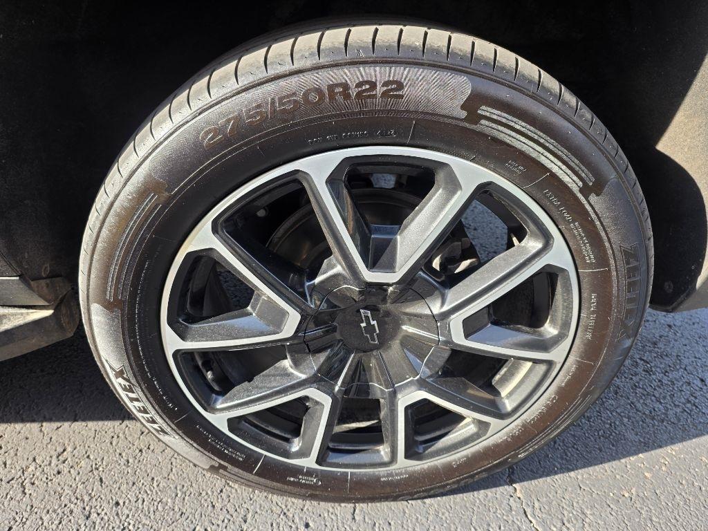 Chevrolet Suburban RST 4WD 2021