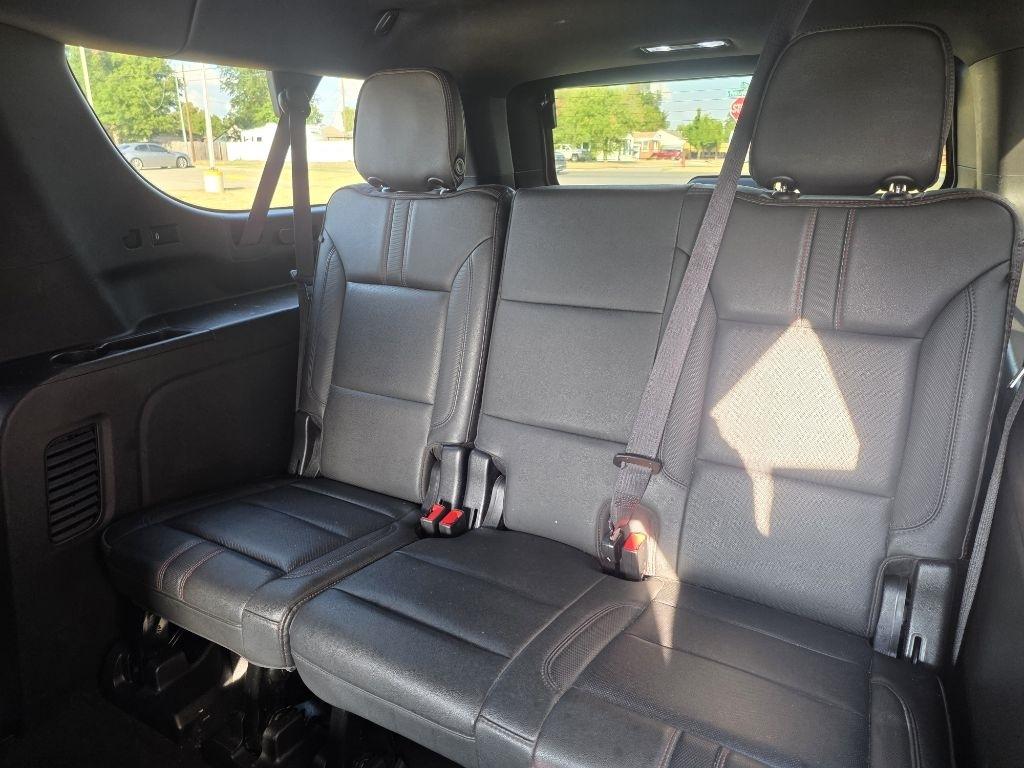Chevrolet Suburban RST 4WD 2021