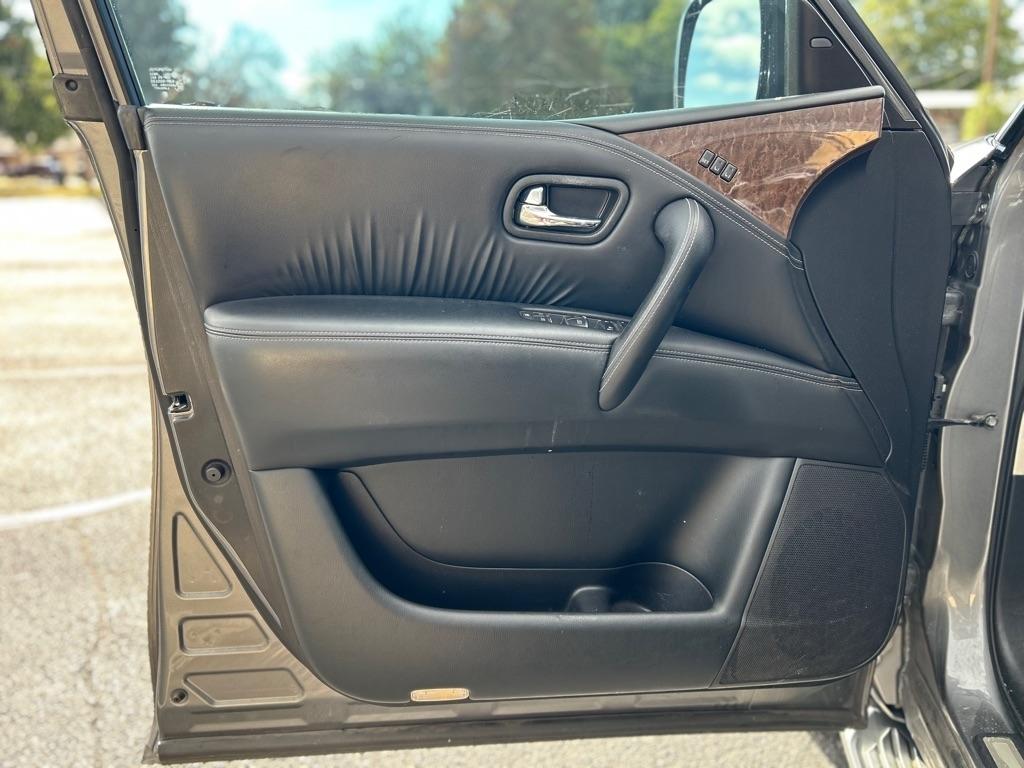 Infiniti QX80 Limited 4WD 2017