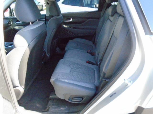 Hyundai Santa Fe SEL 2022