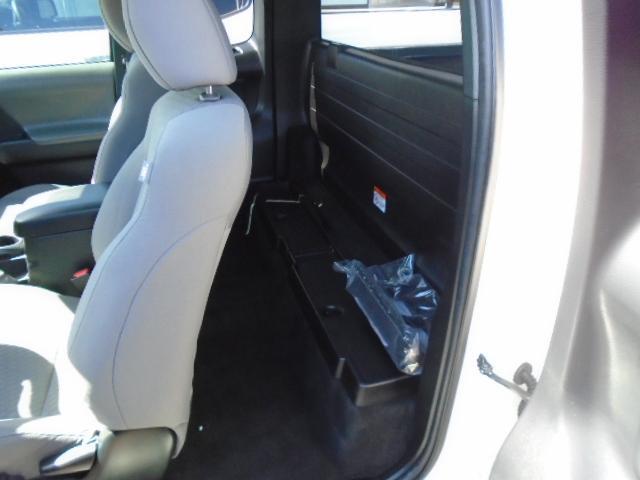 Toyota Tacoma SR5 Access Cab I4 6AT 2WD 2022 Toyota Tacoma SR5 Access Cab I4 6AT 2WD 2022