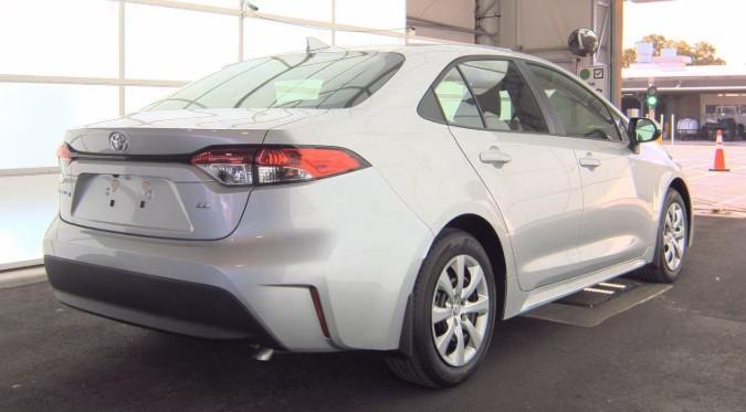 Toyota Corolla LE 2026